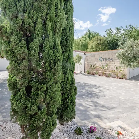 Casa Ethos Il Posto Da Vivere 4*